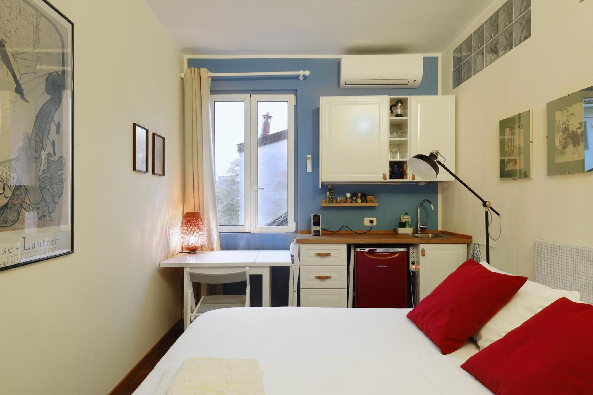 Boutique Loft On Navigli; Stylish Bright
