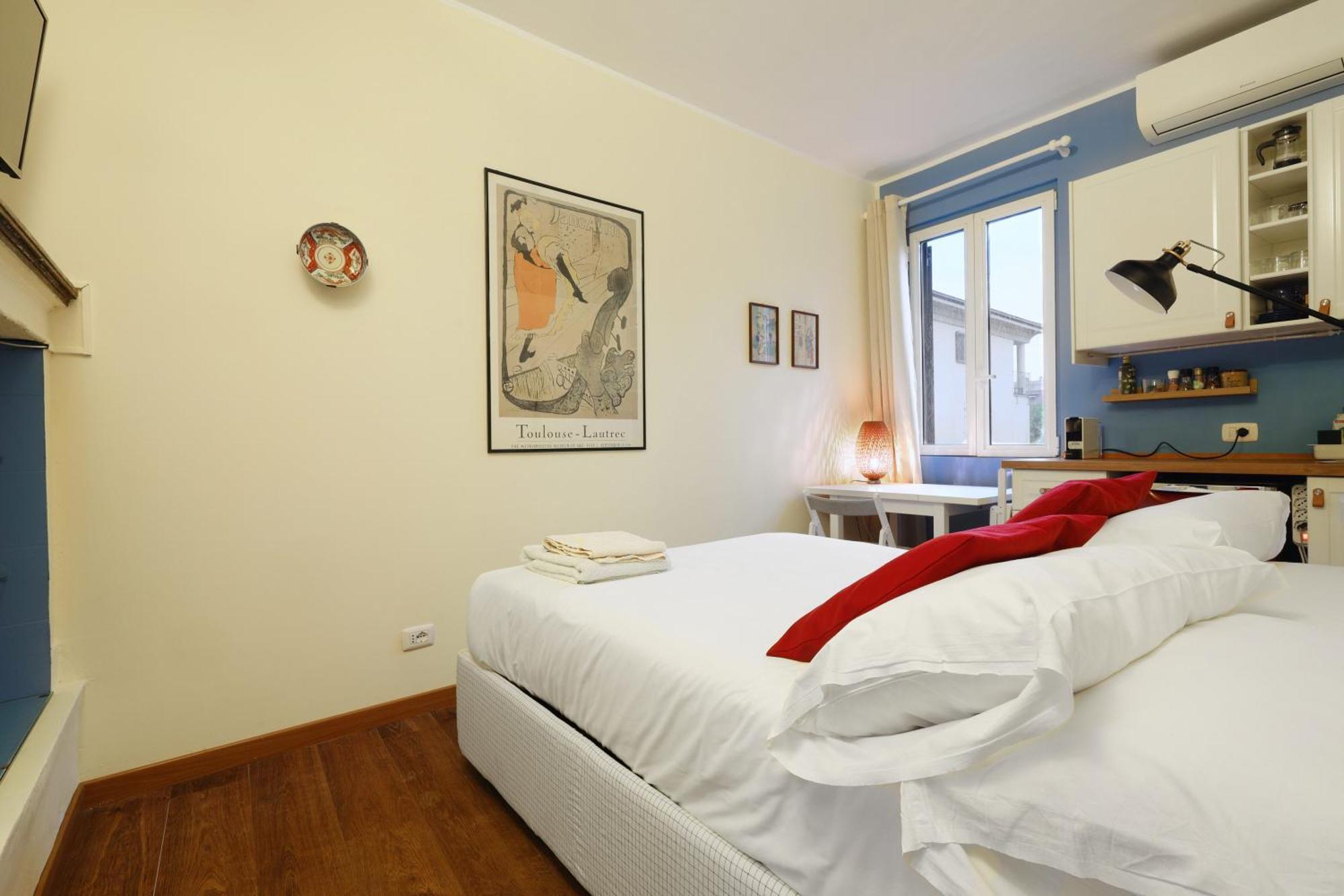 Boutique Loft On Navigli; Stylish Bright